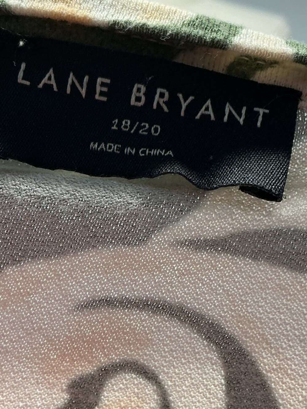 Lane Bryant 18/20 Green Cream Floral Swing Tunic Top Rayon Stretch Plus Size - Picture 10 of 16